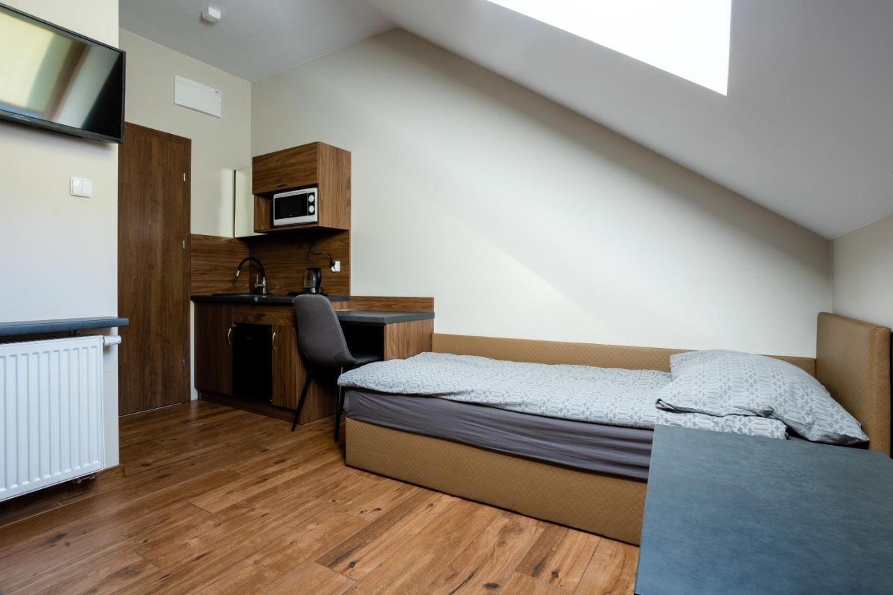 Noclegijarocin Bed & Breakfast Bagian luar foto