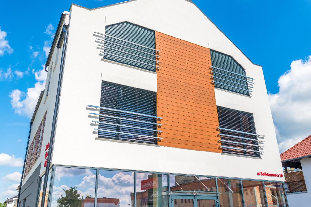 Noclegijarocin Bed & Breakfast Bagian luar foto